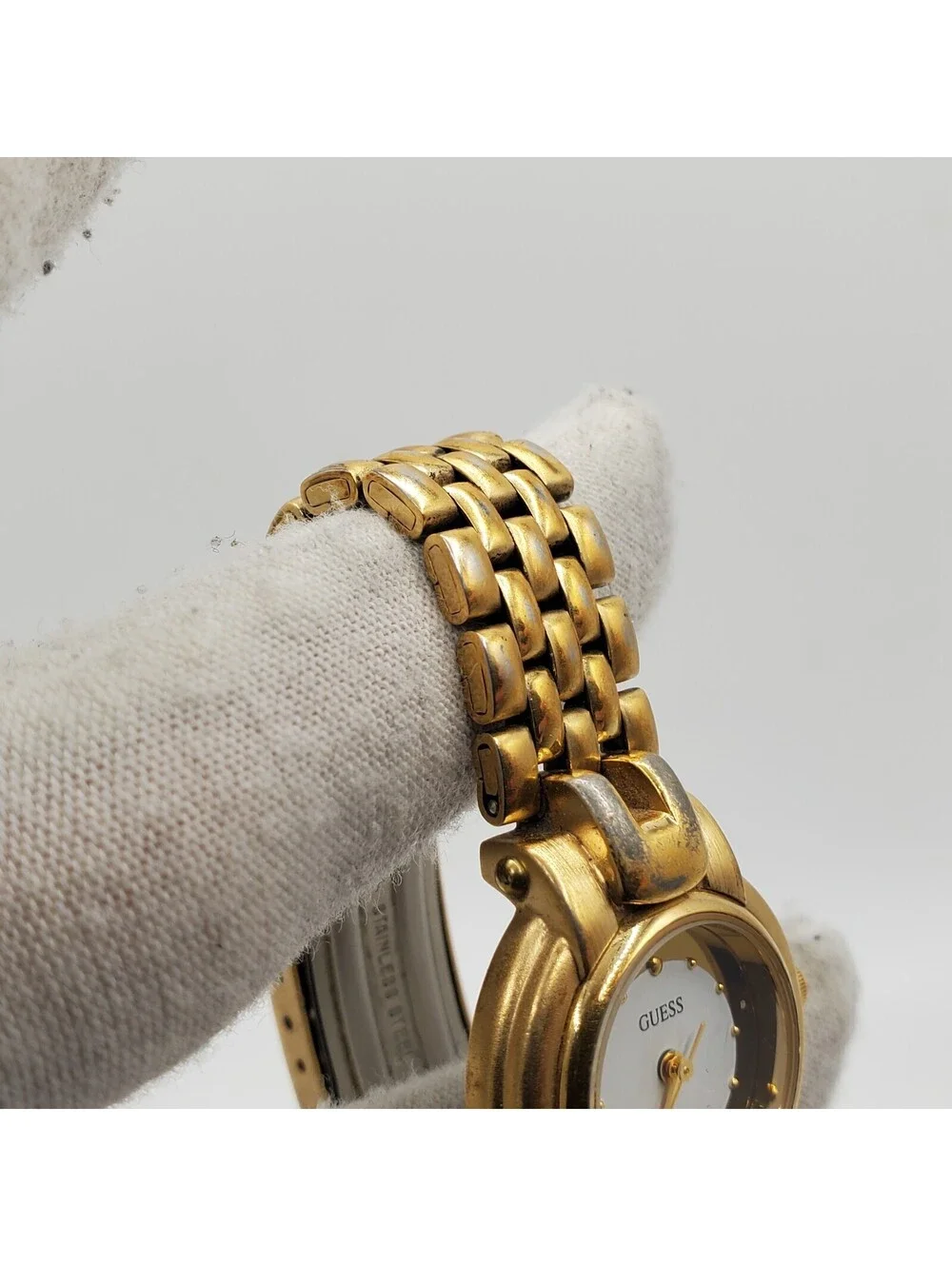 Guess Watch Womens 24mm Gold Tone Round Dial New Battery